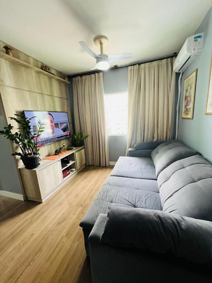 Apartamento 1 Dormitório Próximo Ao Mar Em *